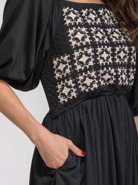 WOMEN'S SHORT SLEEVE ELASTIC WAIST POCKETS EMBROIDERY DETAILED MAXI DRESS