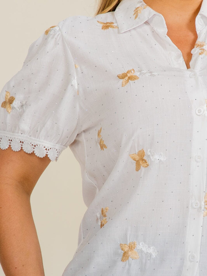 PLUS SIZE SHORT SLEEVE BUTTON UP EMBROIDERY RHINESTONES TRIM DETAILED BLOUSE