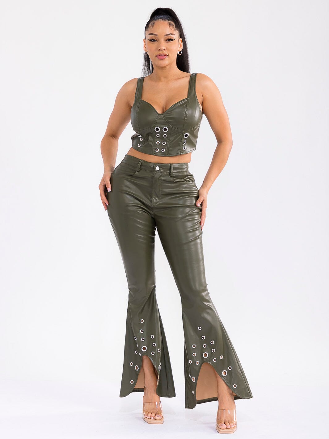 WOMEN'S SLEEVELESS CROP TOP & BUTTON CLOSURE PANTS PU PLEATHER 2PC. SET