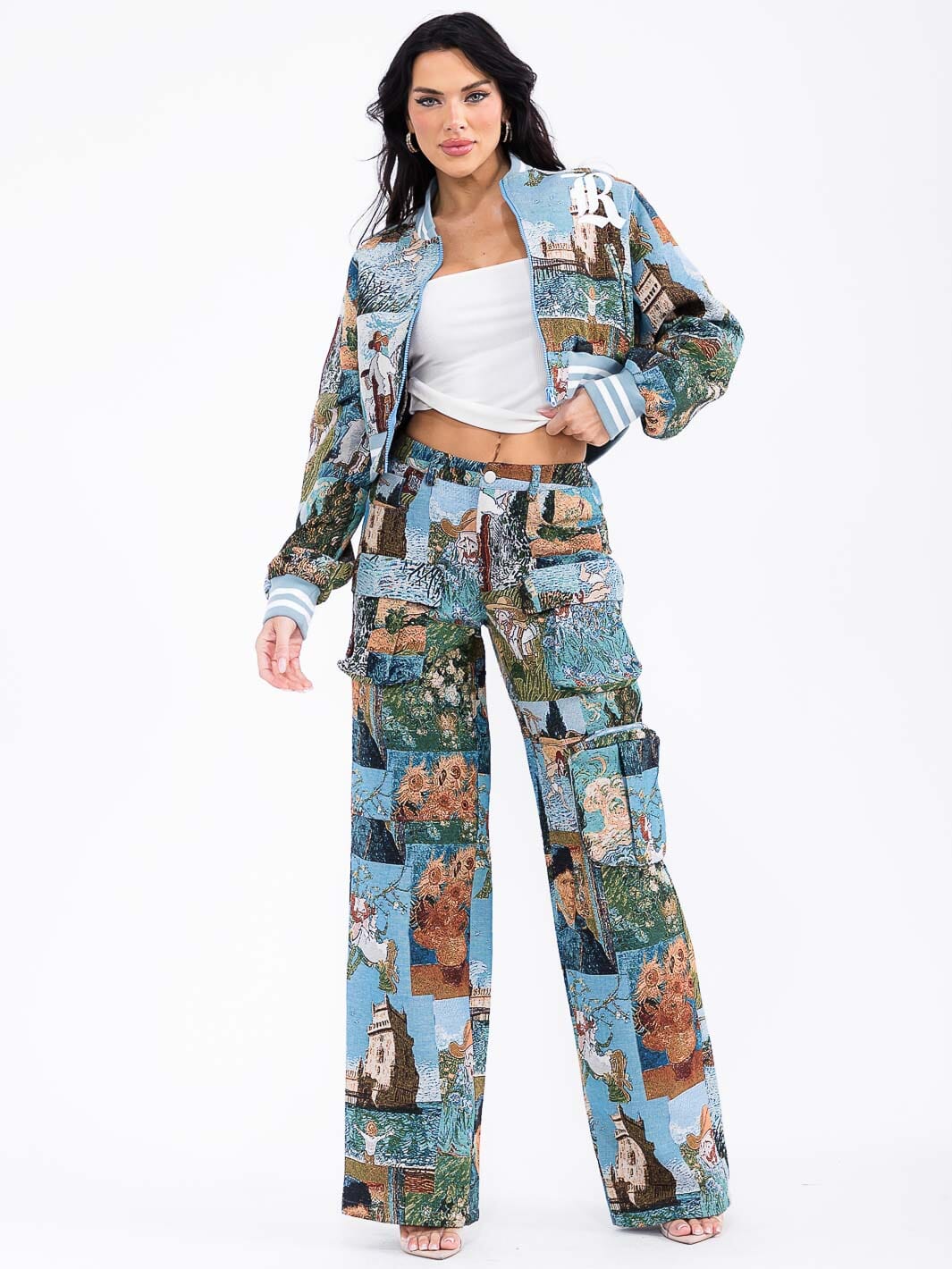 WOMEN'S BUTTON CLOSURE CARGO POCKETS WIDE LEG MULTI PRINT PANTS