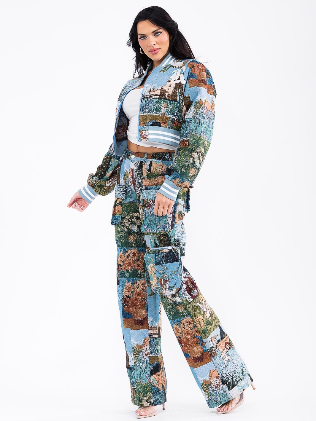 WOMEN'S BUTTON CLOSURE CARGO POCKETS WIDE LEG MULTI PRINT PANTS