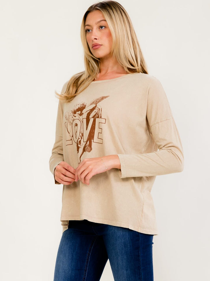 WOMEN'S LONG SLEEVE LOVE GRAPHIC TOP