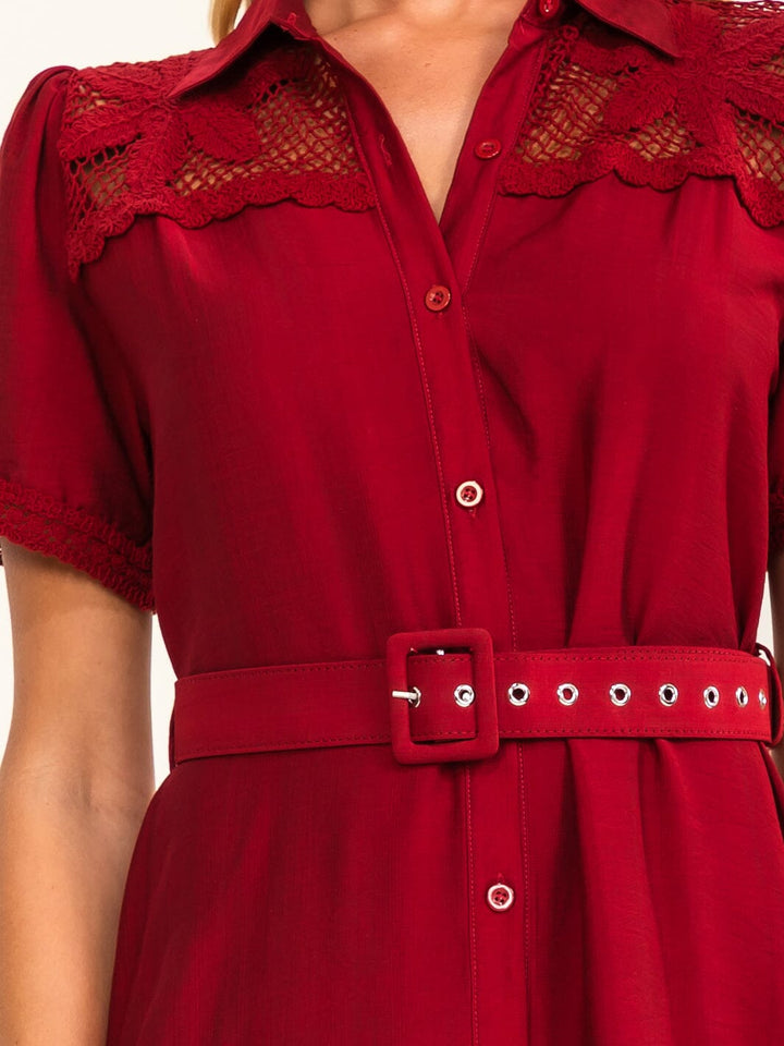 WOMEN'S SHORT SLEEVES V-NECK BUTTON UP BELTED CROCHET MIDI DRESS