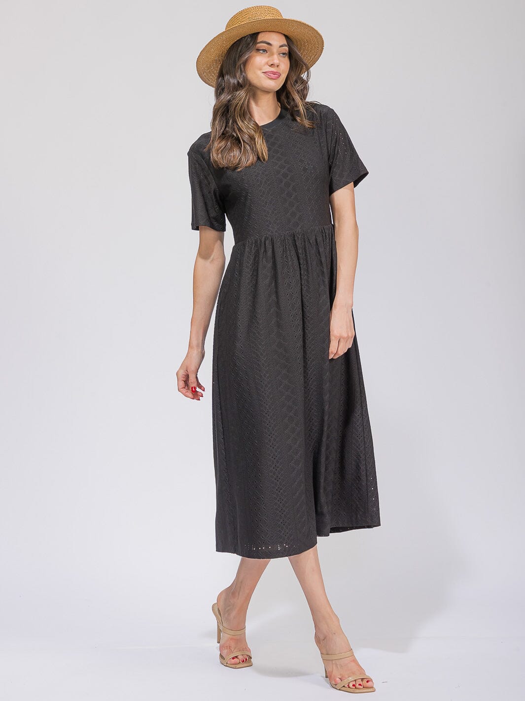 WOMEN'S SHORT SLEEVE POCKETS EYELET MAXI DRESS