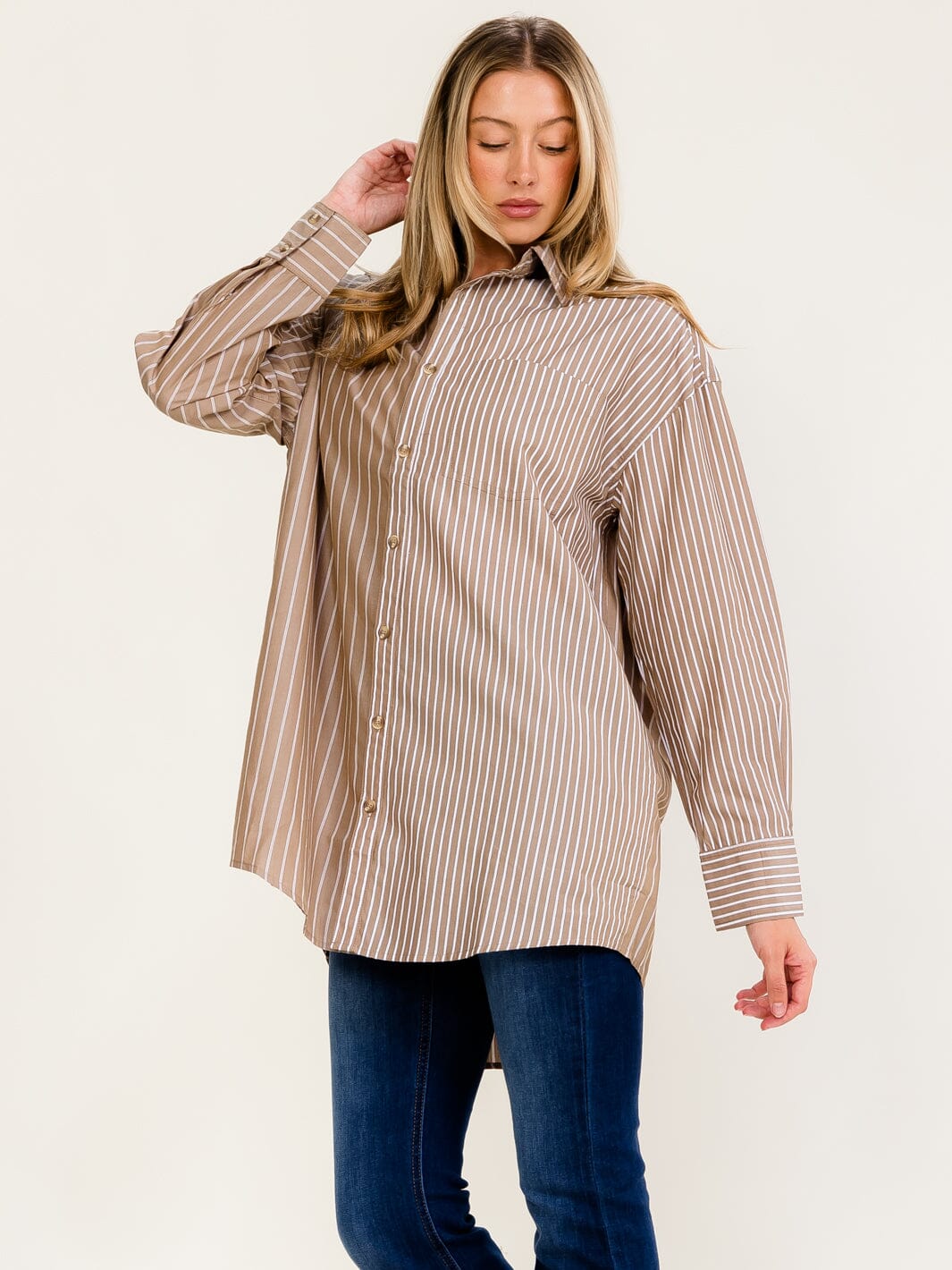WOMEN'S LONG SLEEVE BUTTON UP FRONT POCKET STRIPES OVERSIZED SHIRT