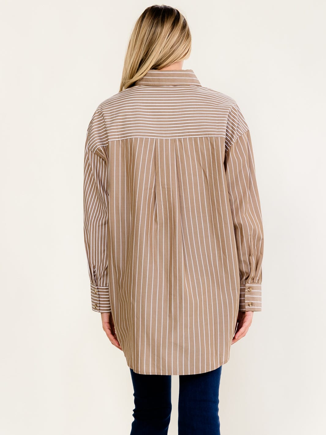 WOMEN'S LONG SLEEVE BUTTON UP FRONT POCKET STRIPES OVERSIZED SHIRT