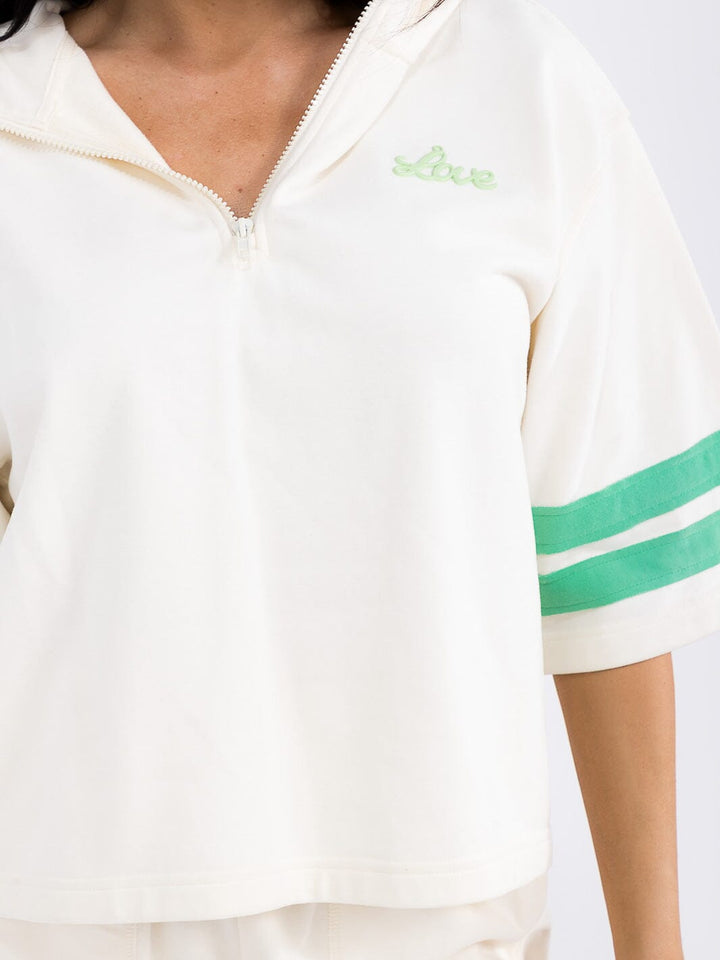 WOMEN'S HOODED TOP & ELASTIC WAIST SHORTS LOVE 2PC. SET