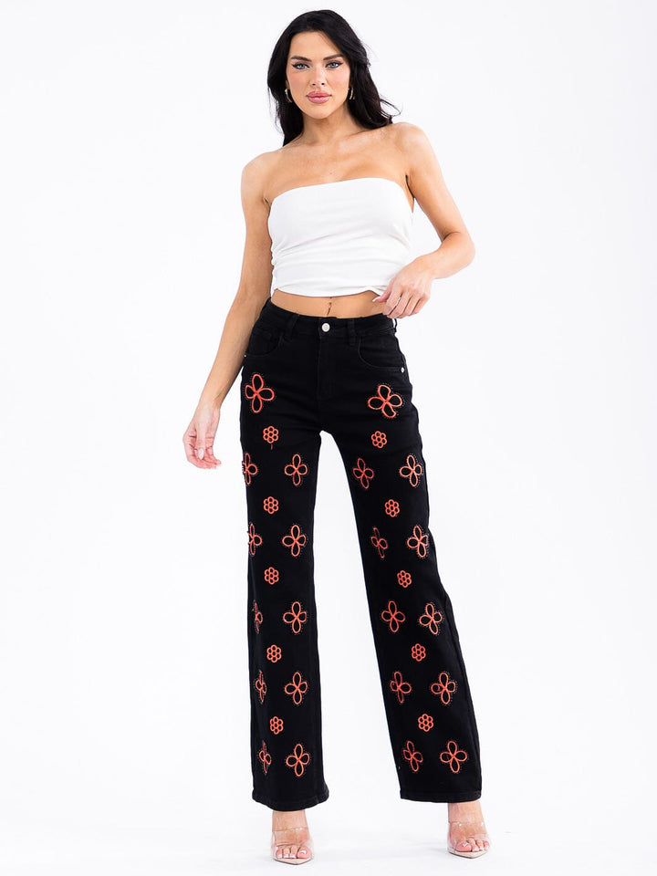WOMEN'S BUTTON CLOSURE POCKETS PEARL FLOWERS DETAILED WIDE LEG DENIM PANTS