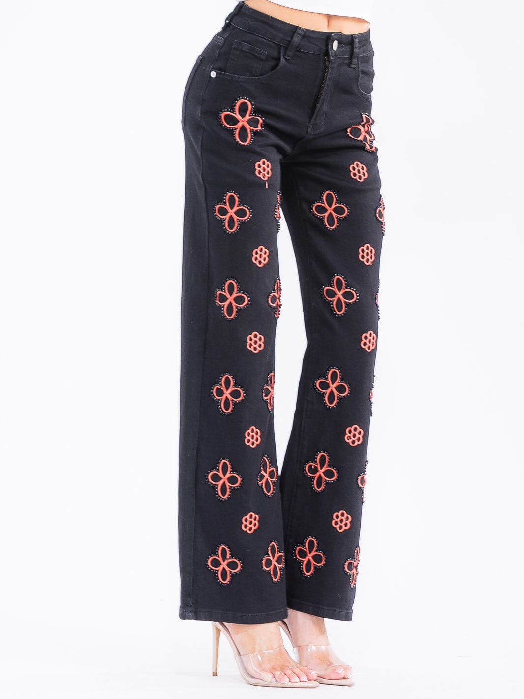 WOMEN'S BUTTON CLOSURE POCKETS PEARL FLOWERS DETAILED WIDE LEG DENIM PANTS