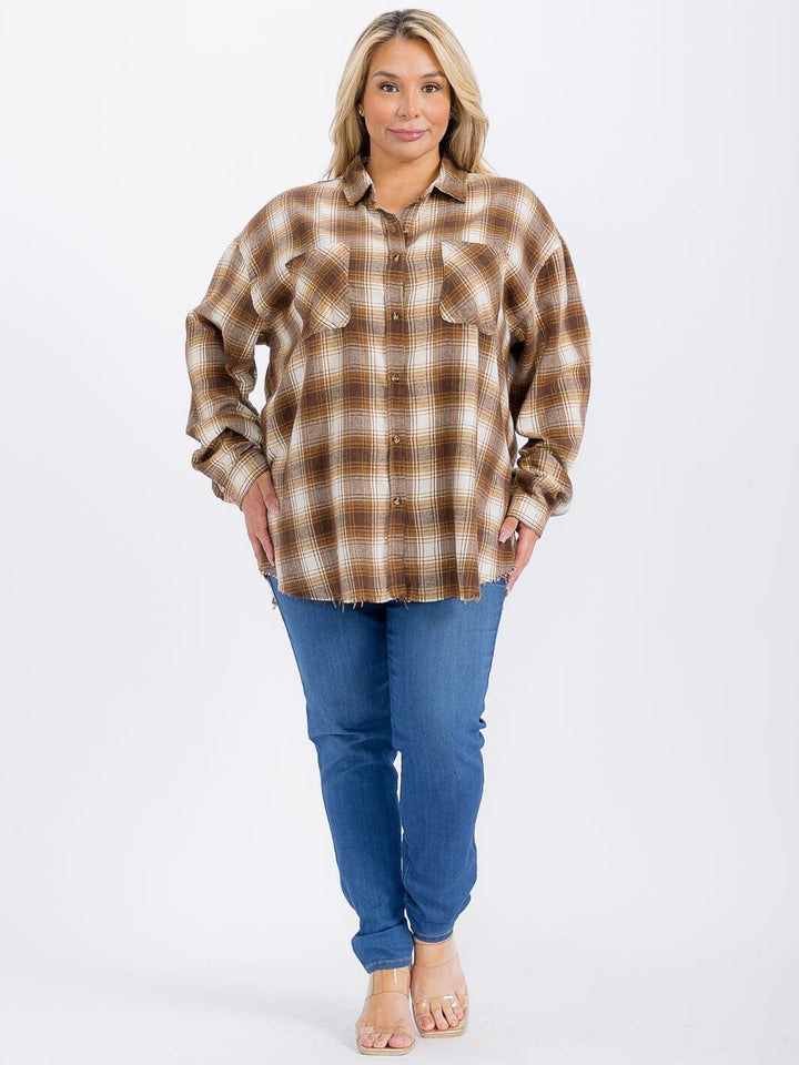 PLUS SIZE LONG SLEEVE FRONT POCKET BUTTON UP PLAID SHIRT