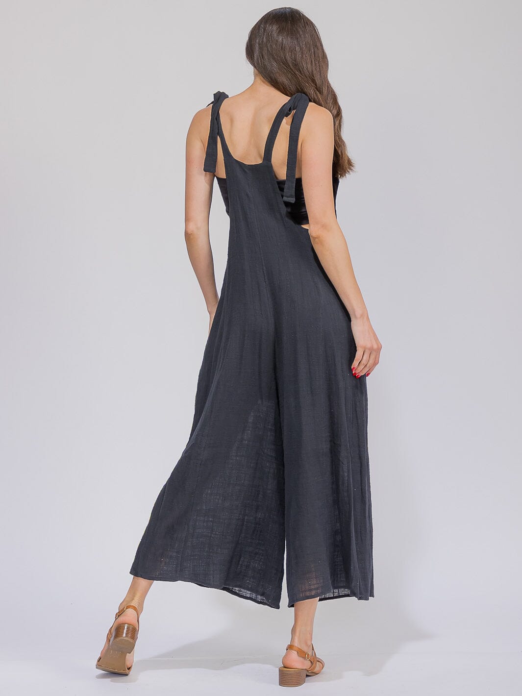 WOMEN'S SLEEVELESS FRONT POCKETS WIDE LEG JUMPSUIT