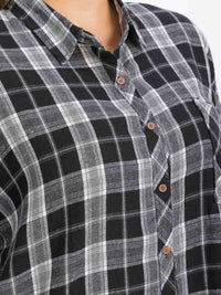 PLUS SIZE LONG SLEEVE FRONT POCKET BUTTON UP HIGH-LOW PLAID SHIRT