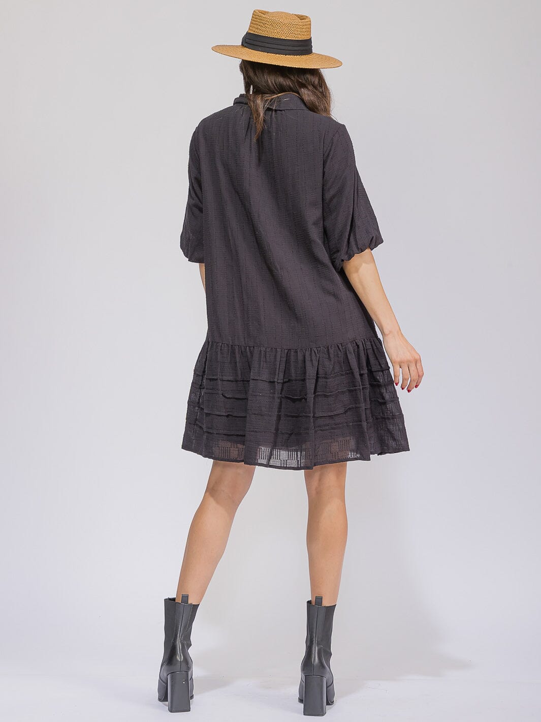 WOMEN'S SHORT SLEEVE BUTTON UP FRONT POCKETS LOOSE FIT MIDI DRESS