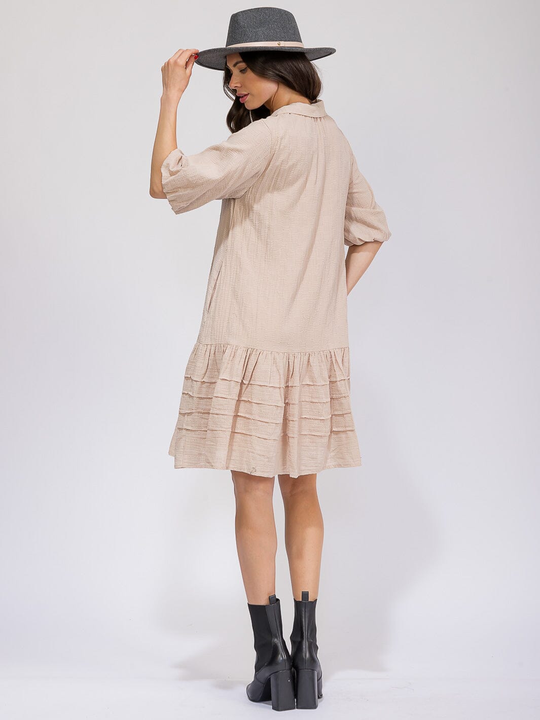 WOMEN'S SHORT SLEEVE BUTTON UP FRONT POCKETS LOOSE FIT MIDI DRESS