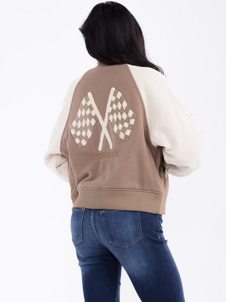 WOMEN'S LONG SLEEVE BUTTON CLOSURE FRONT POCKETS GRAPHIC COLORBLOCK VARSITY JACKET