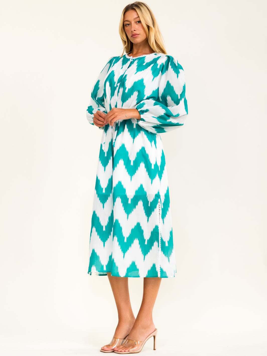 BEULAH WOMEN'S LONG SLEEVE BUTTON UP SELF TIE PRINT MIDI DRESS