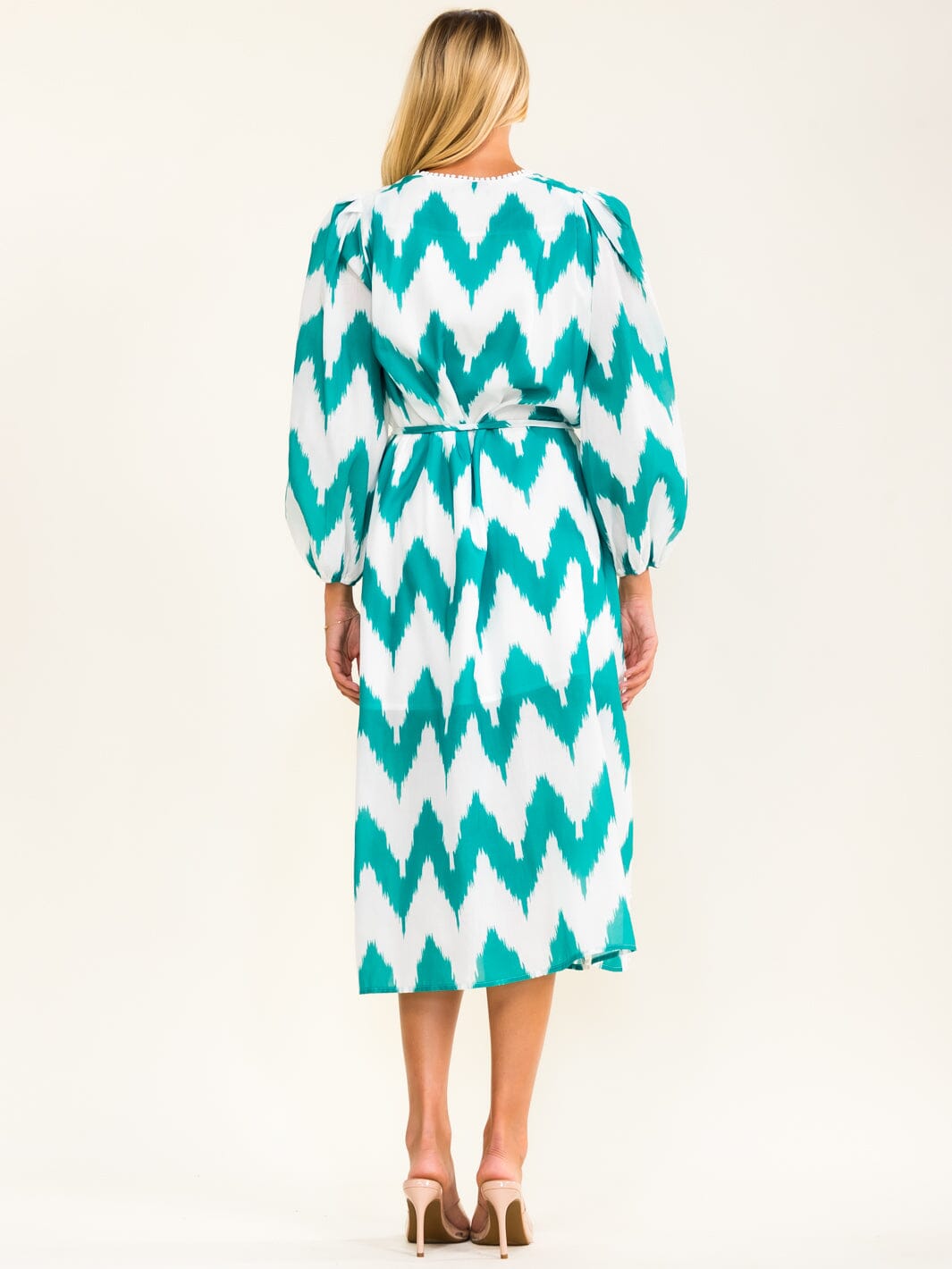 BEULAH WOMEN'S LONG SLEEVE BUTTON UP SELF TIE PRINT MIDI DRESS