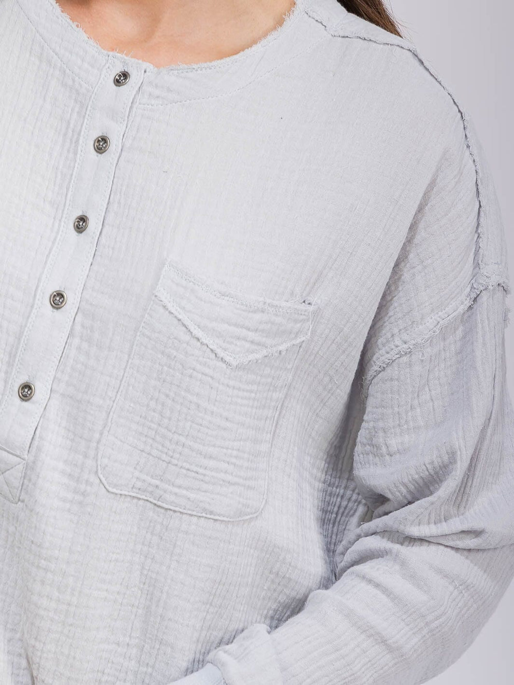 WOMEN'S LONG SLEEVE BUTTON UP FRONT POCKET TUNIC HIGH-LOW TOP