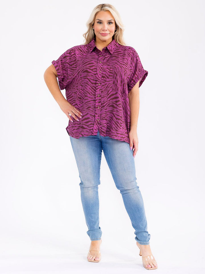 PLUS SIZE SHORT SLEEVE BUTTON UP FRONT POCKET HIGH-LOW BLOUSE
