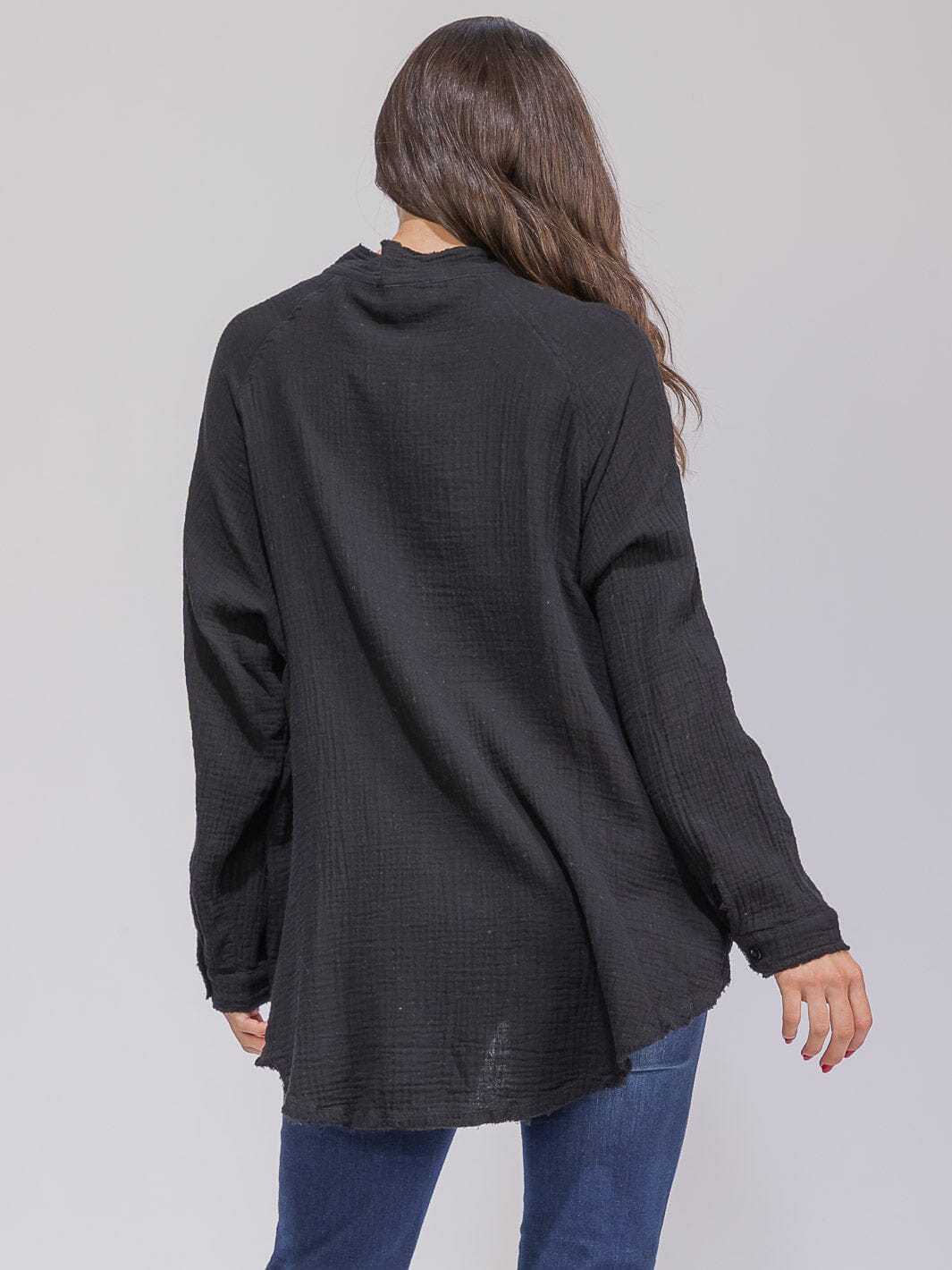 WOMEN'S LONG SLEEVE BUTTON CLOSURE POCKETS TUNIC HIGH-LOW TOP