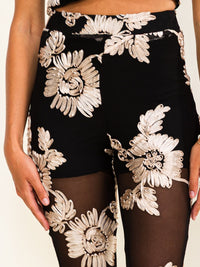 WOMEN'S SLEEVELESS CROP TOP & ELASTIC WAIST PANTS FLORAL DETAILED 2PC. SET