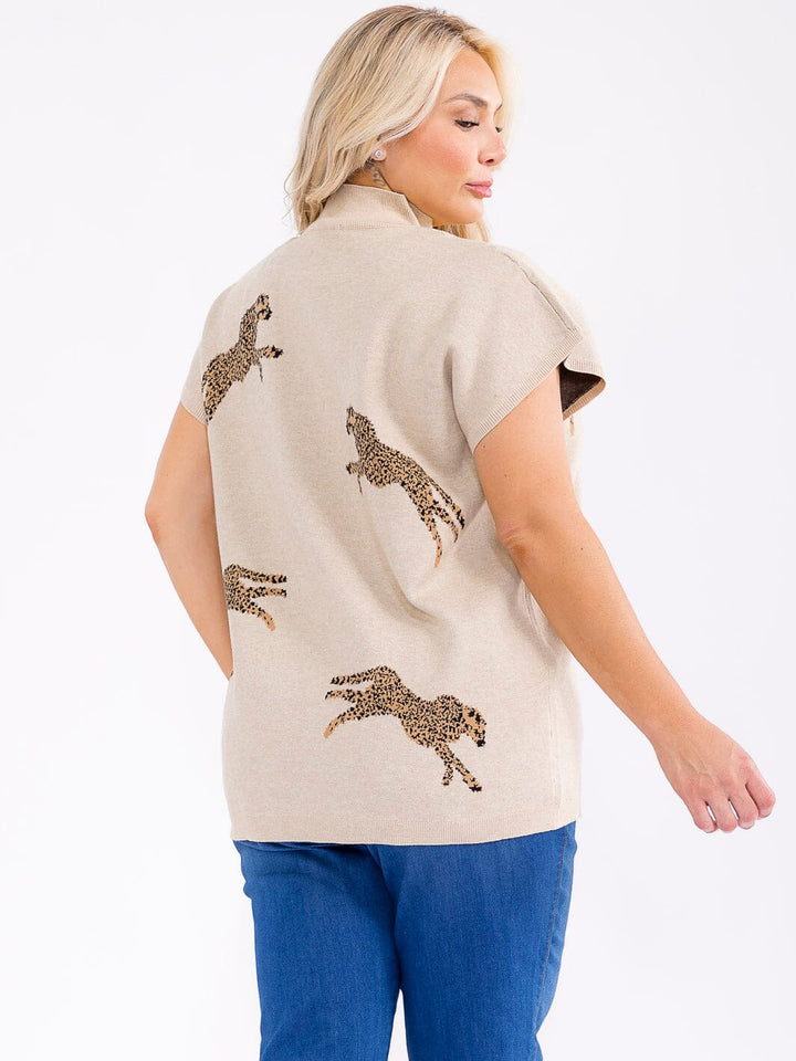 PLUS SIZE SHORT SLEEVE MOCK NECK GRAPHIC TOP