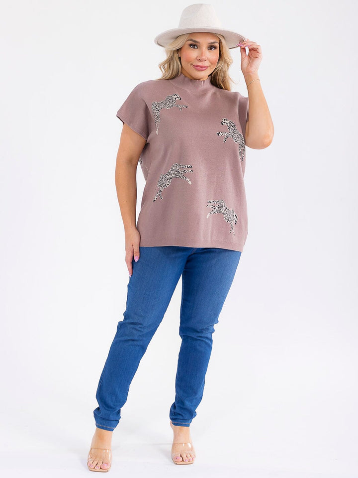 PLUS SIZE SHORT SLEEVE MOCK NECK GRAPHIC TOP
