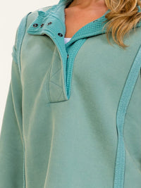 WOMEN'S LONG SLEEVE V-NECK BUTTON CLOSURE OVERSIZED PULLOVER SWEATER
