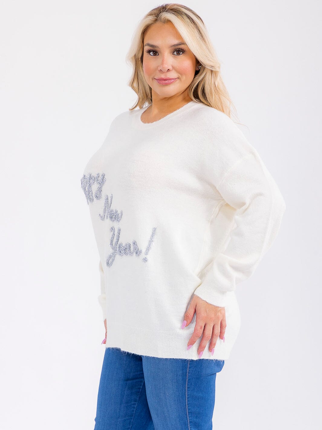 PLUS SIZE LONG SLEEVE GRAPHIC HOLIDAY PULLOVER SWEATER