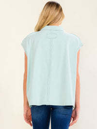 WOMEN'S SLEEVELESS BUTTON UP OVERSIZED TOP