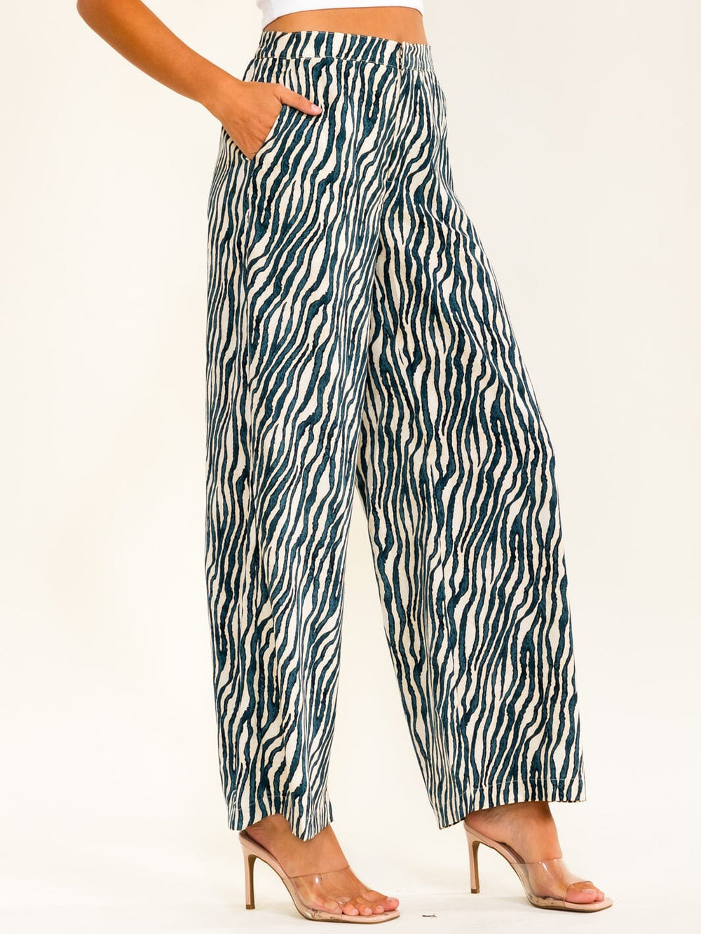 WOMEN'S BUTTON CLOSURE ELASTIC WAIST FRONT POCKETS PRINT WIDE LEG PANTS