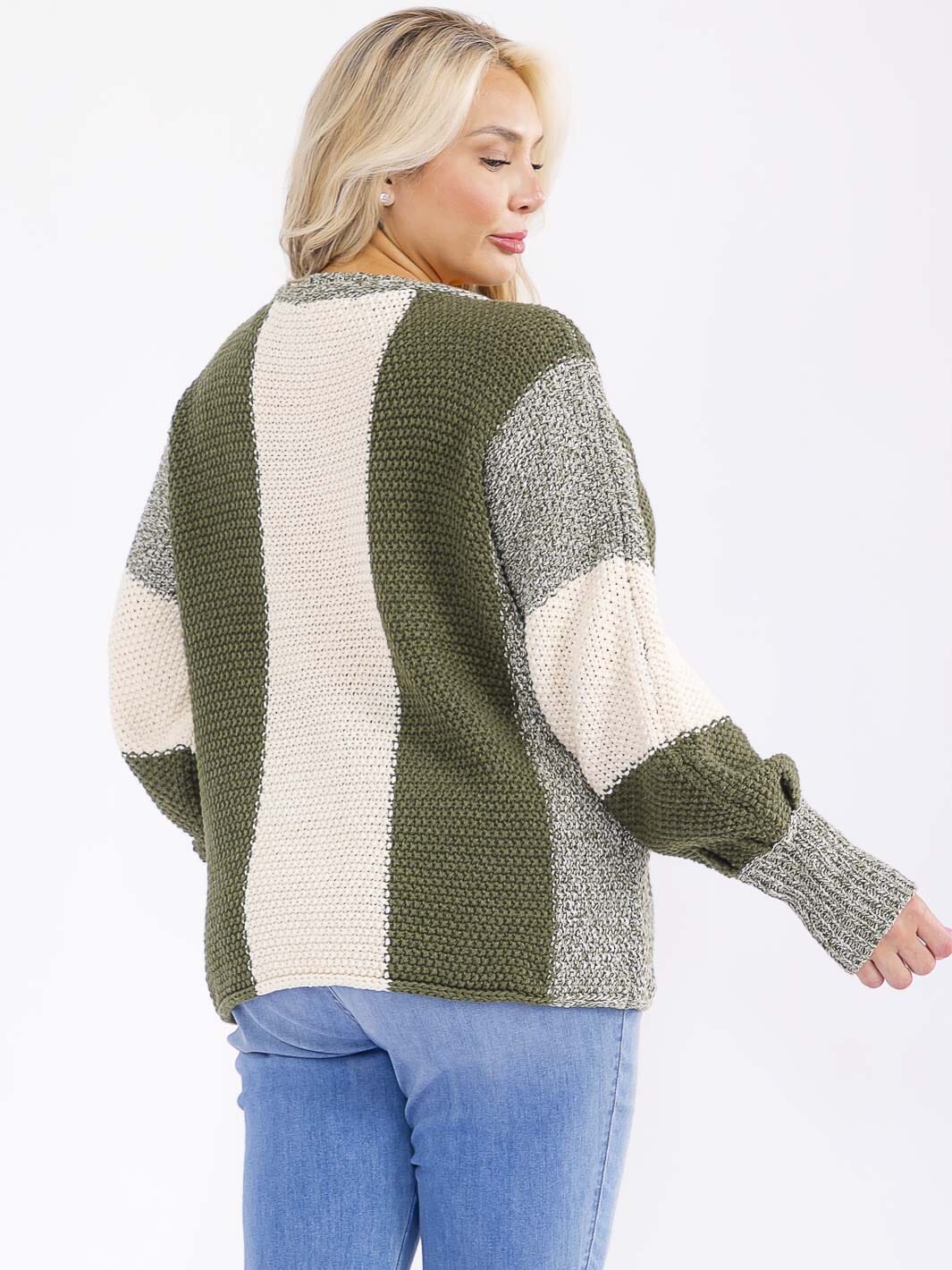 PLUS SIZE LONG SLEEVE COLORBLOCK KNIT PULLOVER SWEATER