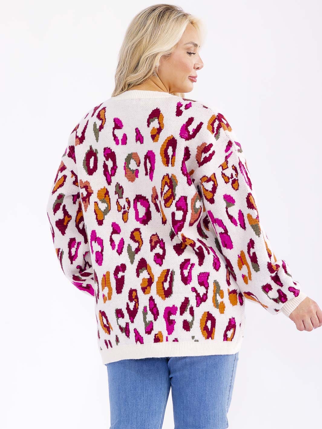 PLUS SIZE LONG SLEEVE ANIMAL PRINT PULLOVER BLOUSE