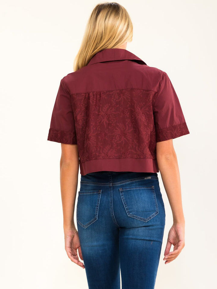 WOMEN'S SHORT SLEEVES BUTTON UP LACE DETAILED BLOUSE