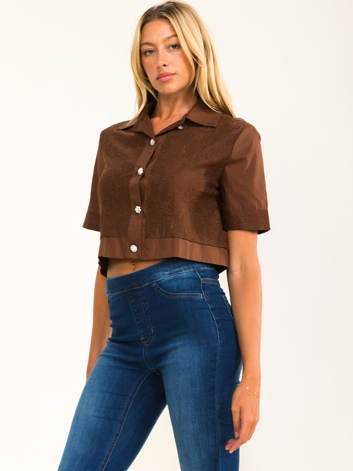 WOMEN'S SHORT SLEEVES BUTTON UP LACE DETAILED BLOUSE
