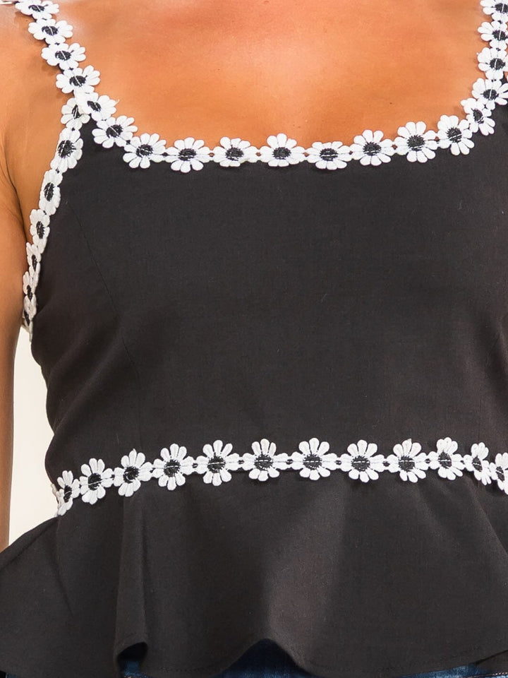 WOMEN'S SLEEVELESS SQUARE NECK FLORAL TRIM TANK TOP
