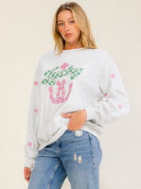 WOMEN'S LONG SLEEVE CLOVER LUCKY STITCHED GRAPHIC PULLOVER SWEATER