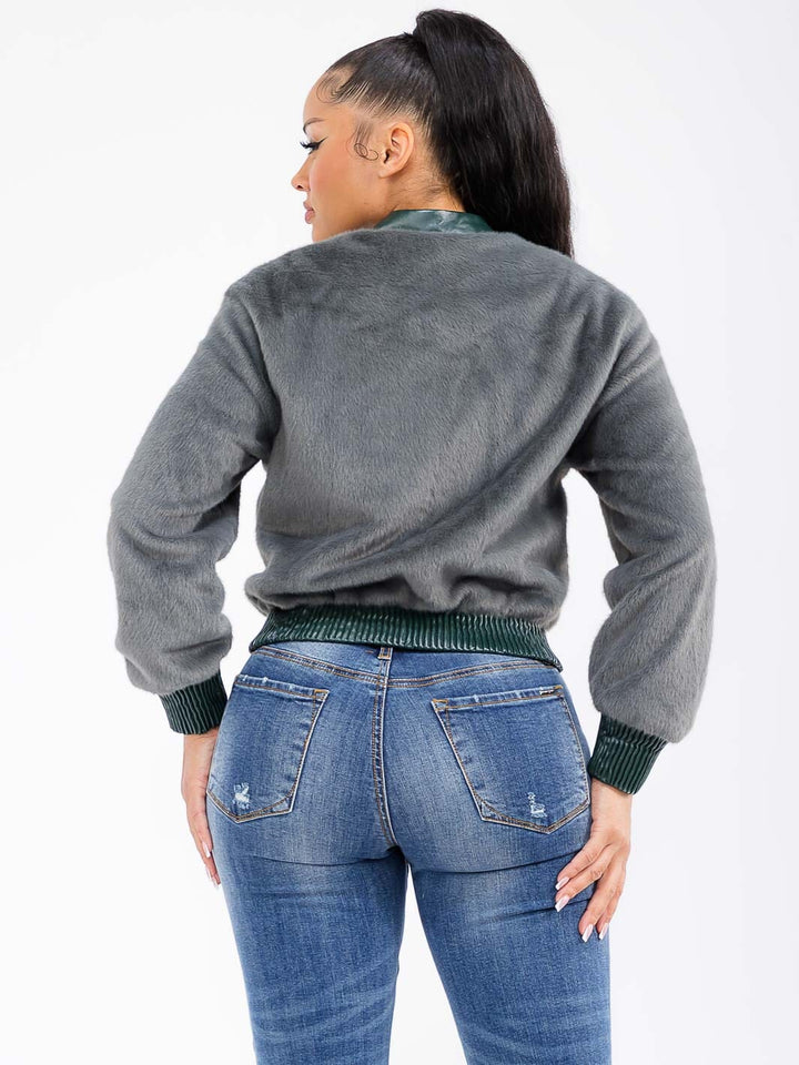 WOMEN'S LONG SLEEVE ZIPPER CLOSURE FRONT POCKETS FUZZY BOMBER JACKET