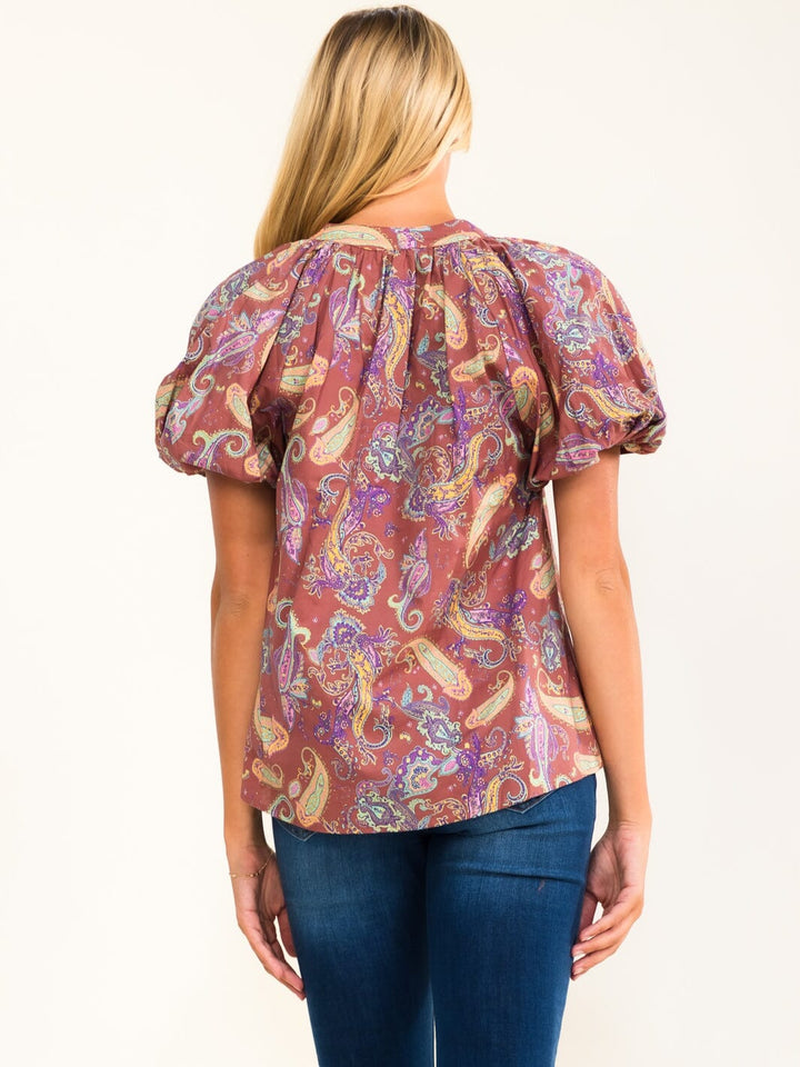 ENTRO WOMEN'S SHORT PUFF SLEEVE BUTTON UP V-NECK MULTI PRINT BLOUSE