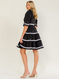 WOMEN'S SHORT SLEEVE SURPLICE SELF TIE TRIM DETAILED MINI DRESS