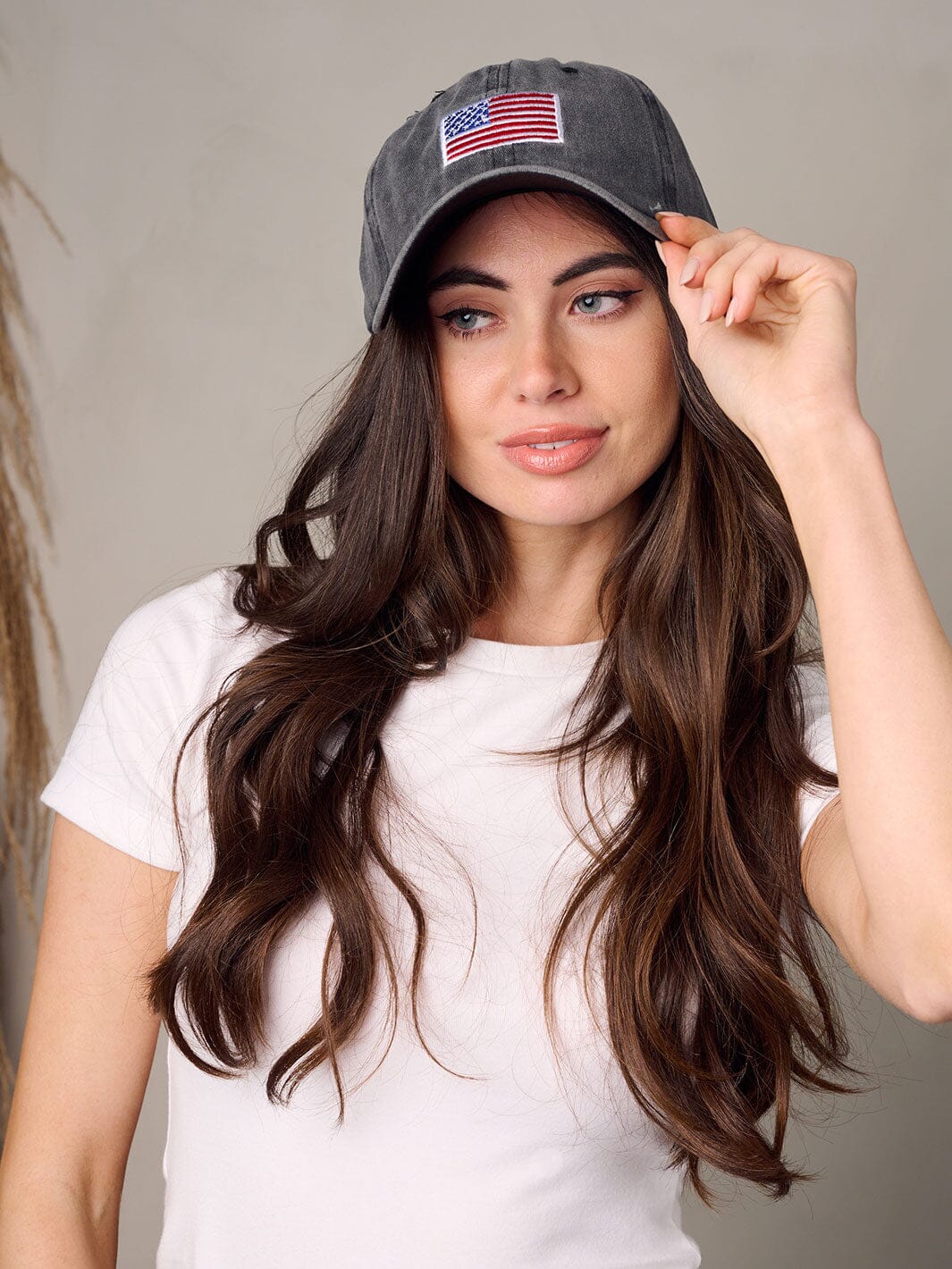 WOMEN'S WASHED USA FLAG BASEBALL CAPS