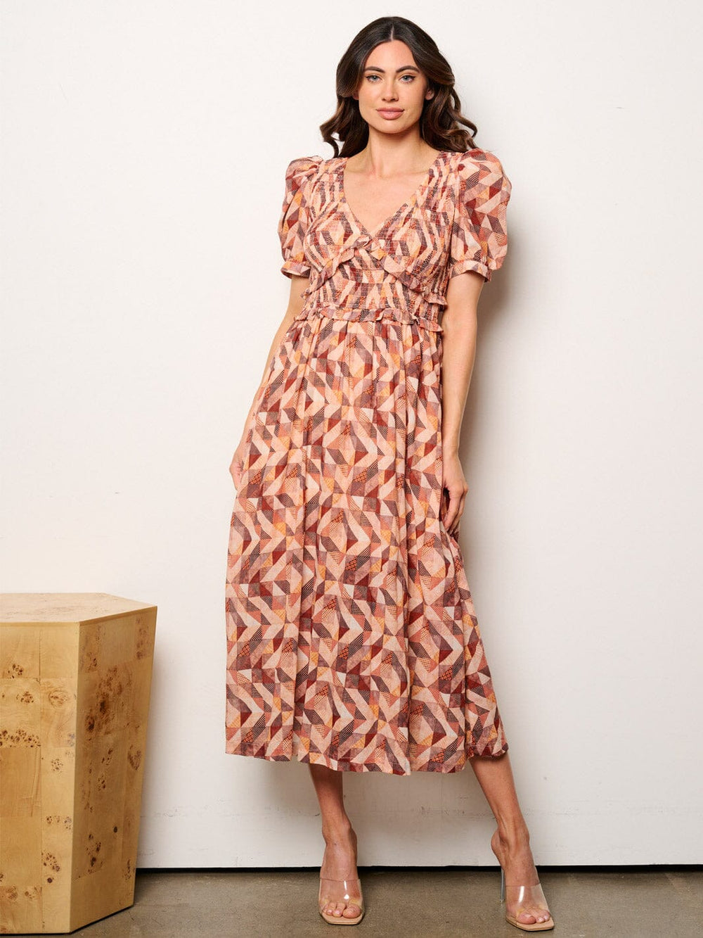 WOMEN'S SHORT PUFF SLEEVE V-NECK SMOCK MULTI PRINT MAXI DRESS