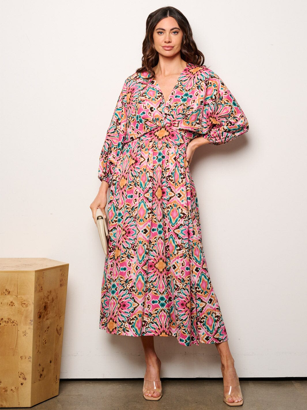 WOMEN'S 3/4 SLEEVELES V-NECK SMOCK WAIST MULTI PRINT MAXI DRESS