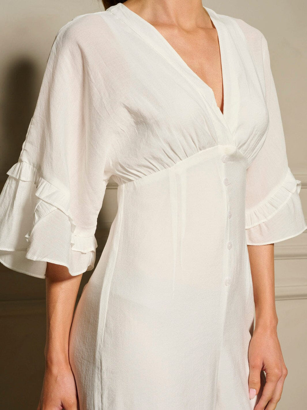 WOMEN'S SHORT SLEEVE V-NECK RUFFLE WIDE LEG JUMPSUIT