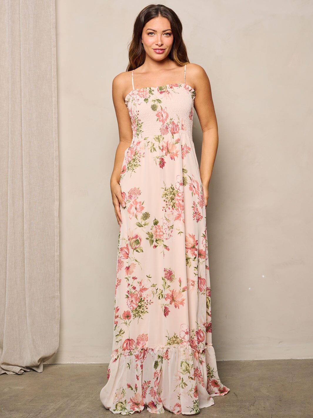 WOMEN'S SLEEVELESS SMOCK RUFFLE BOTTOM HEM FLORAL MAXI DRESS