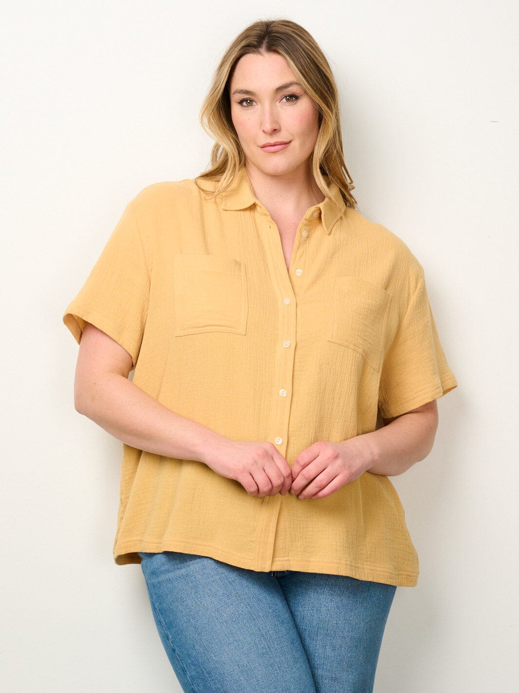 PLUS SIZE SHORT SLEEVE BUTTON UP BLOUSE TOP