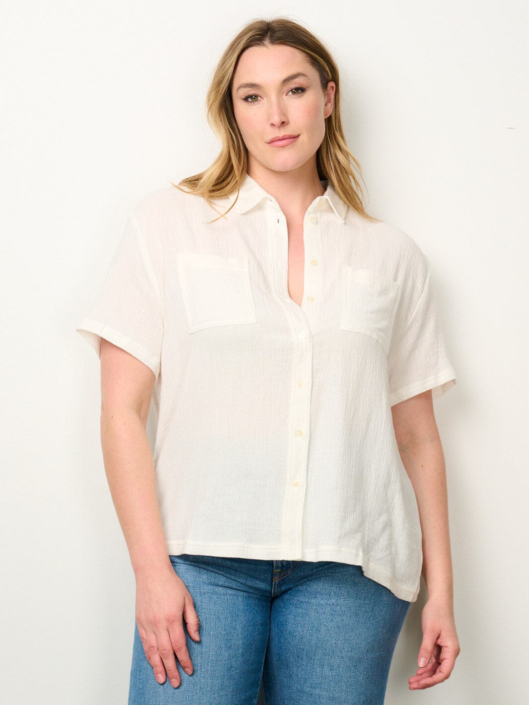 PLUS SIZE SHORT SLEEVE BUTTON UP BLOUSE TOP