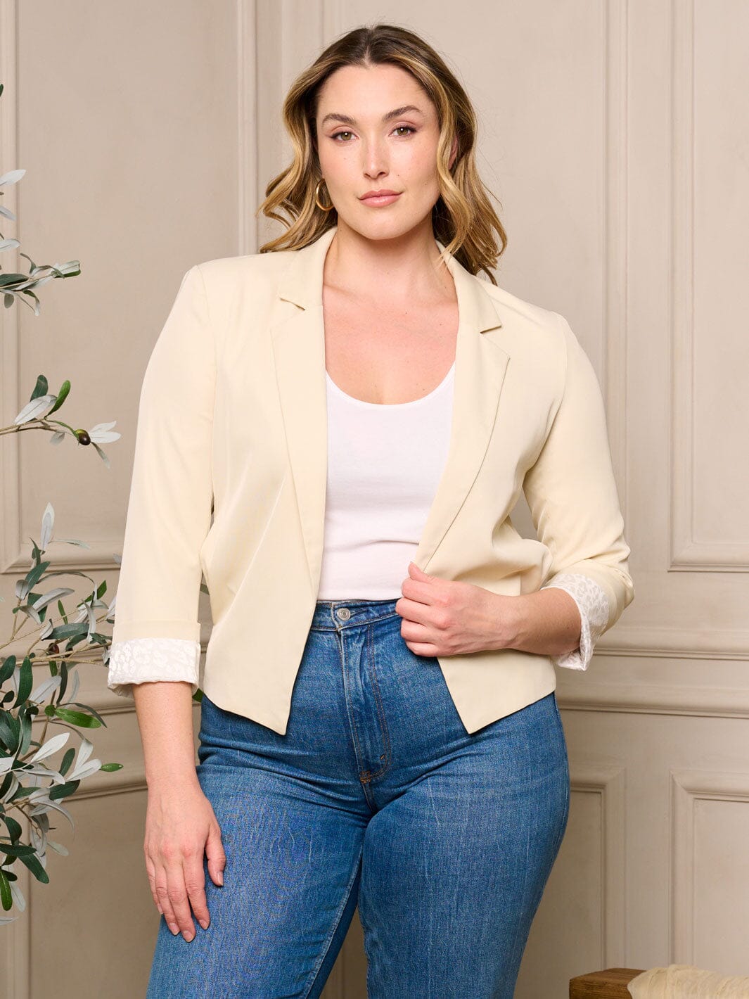 PLUS SIZE 3/4 SLEEVE OPEN FRONT BLAZER