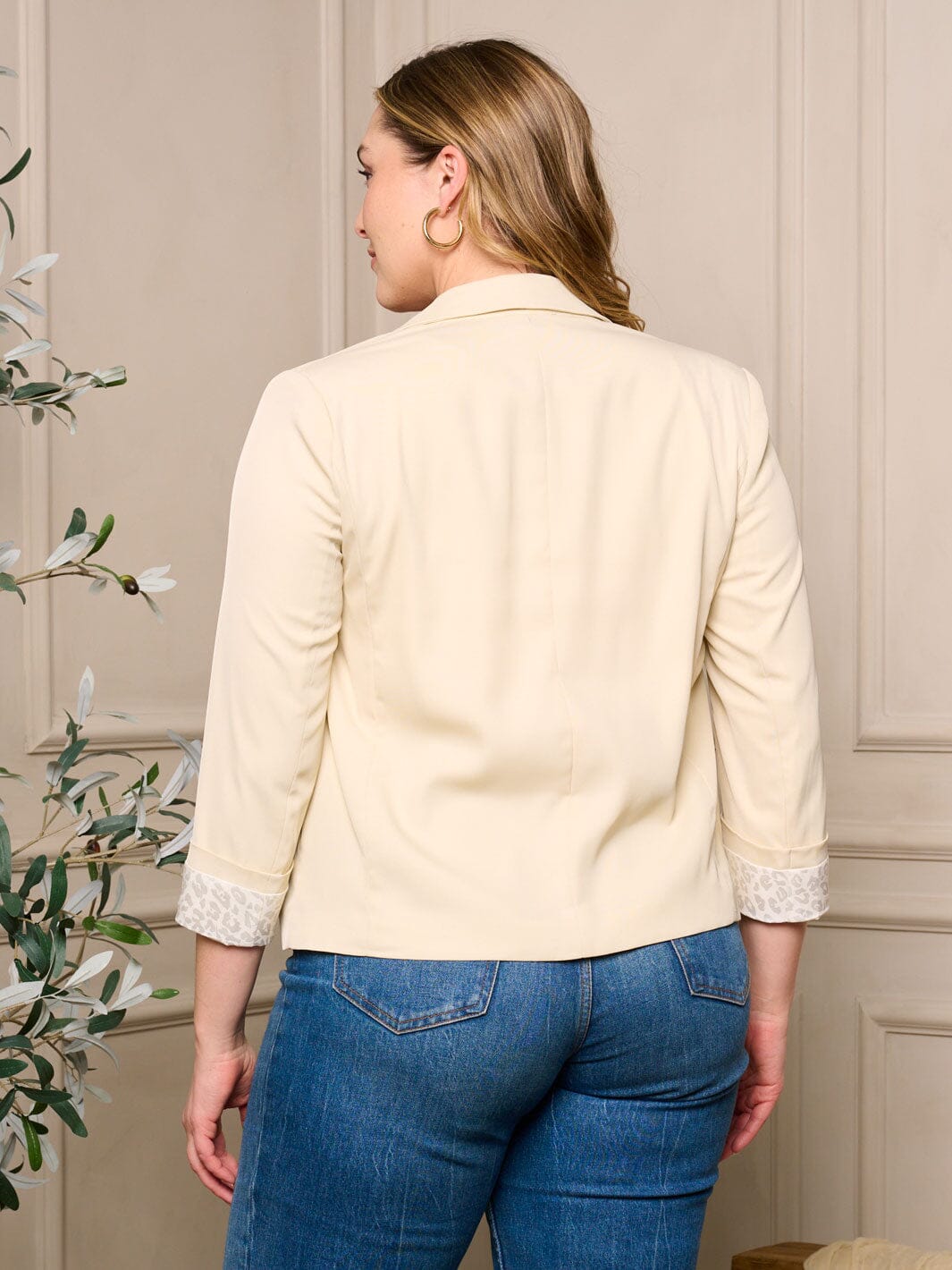 PLUS SIZE 3/4 SLEEVE OPEN FRONT BLAZER