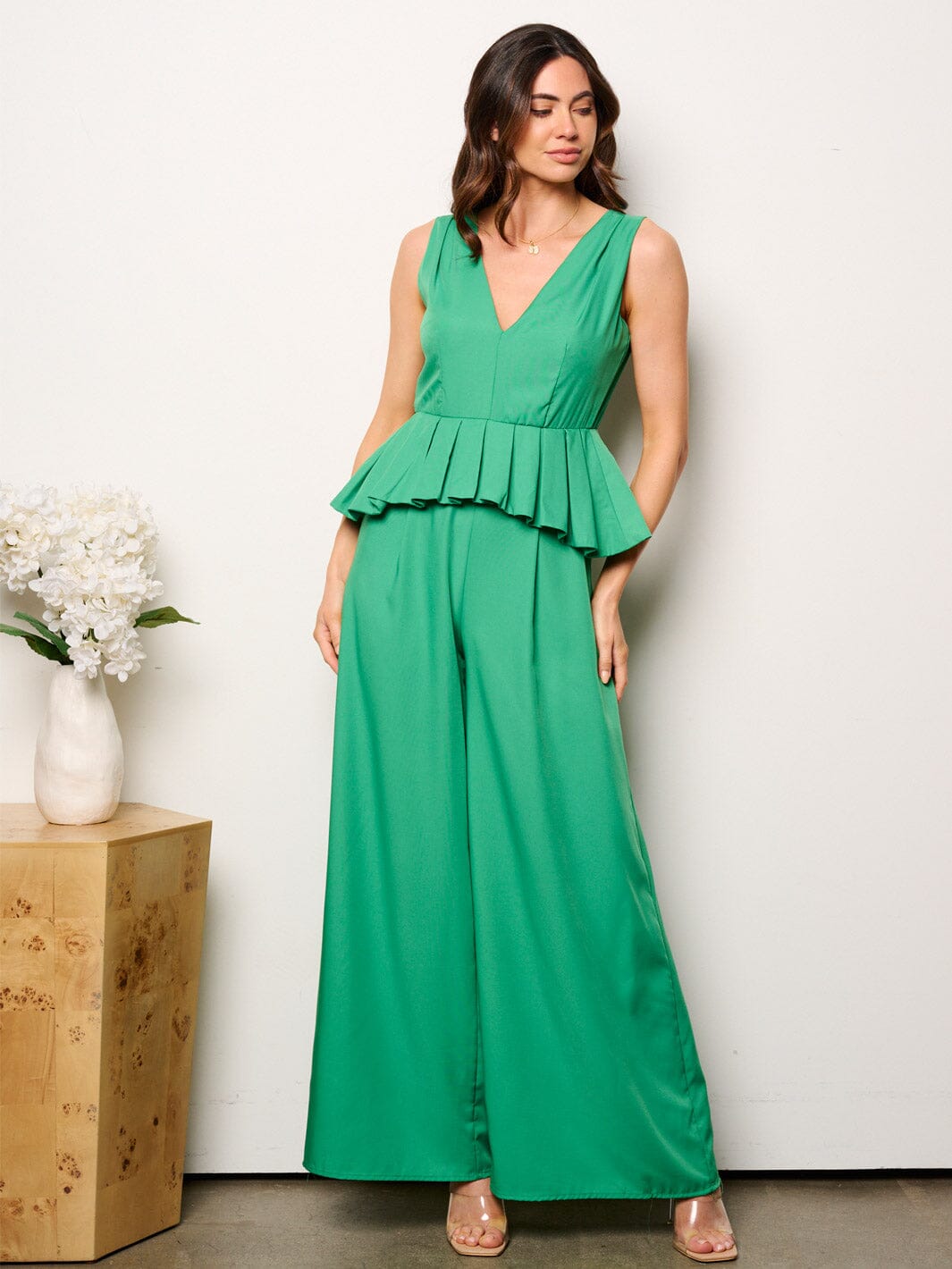 WOMEN'S SLEEVELESS V-NECK RUFFLE WAIST WIDE LEG JUMPSUIT